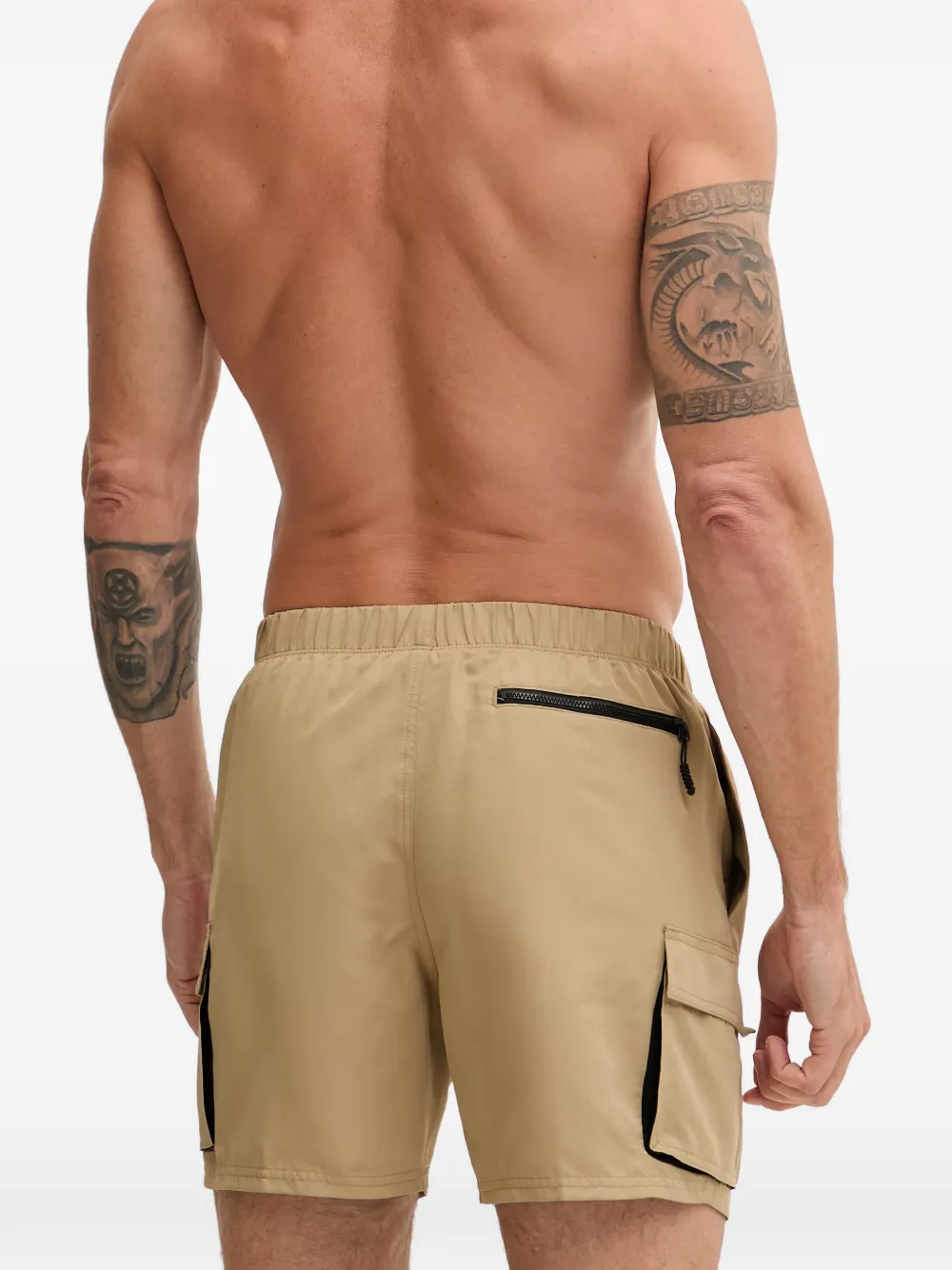Nike Zwembroek met cargozak en geborduurd logo Beige