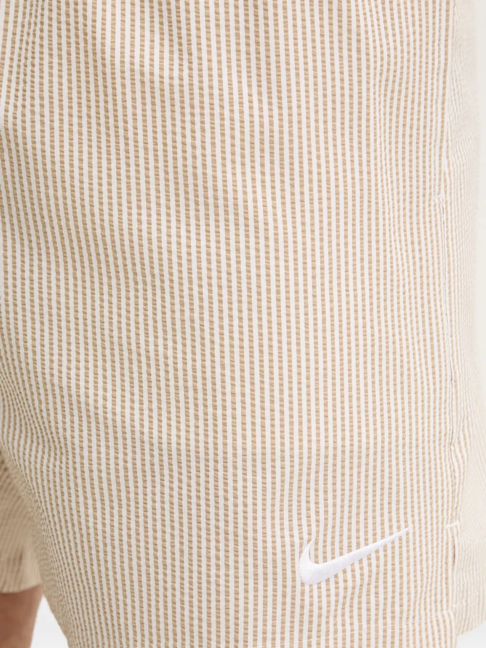 Nike Gestreepte zwembroek met seersuckertextuur Beige