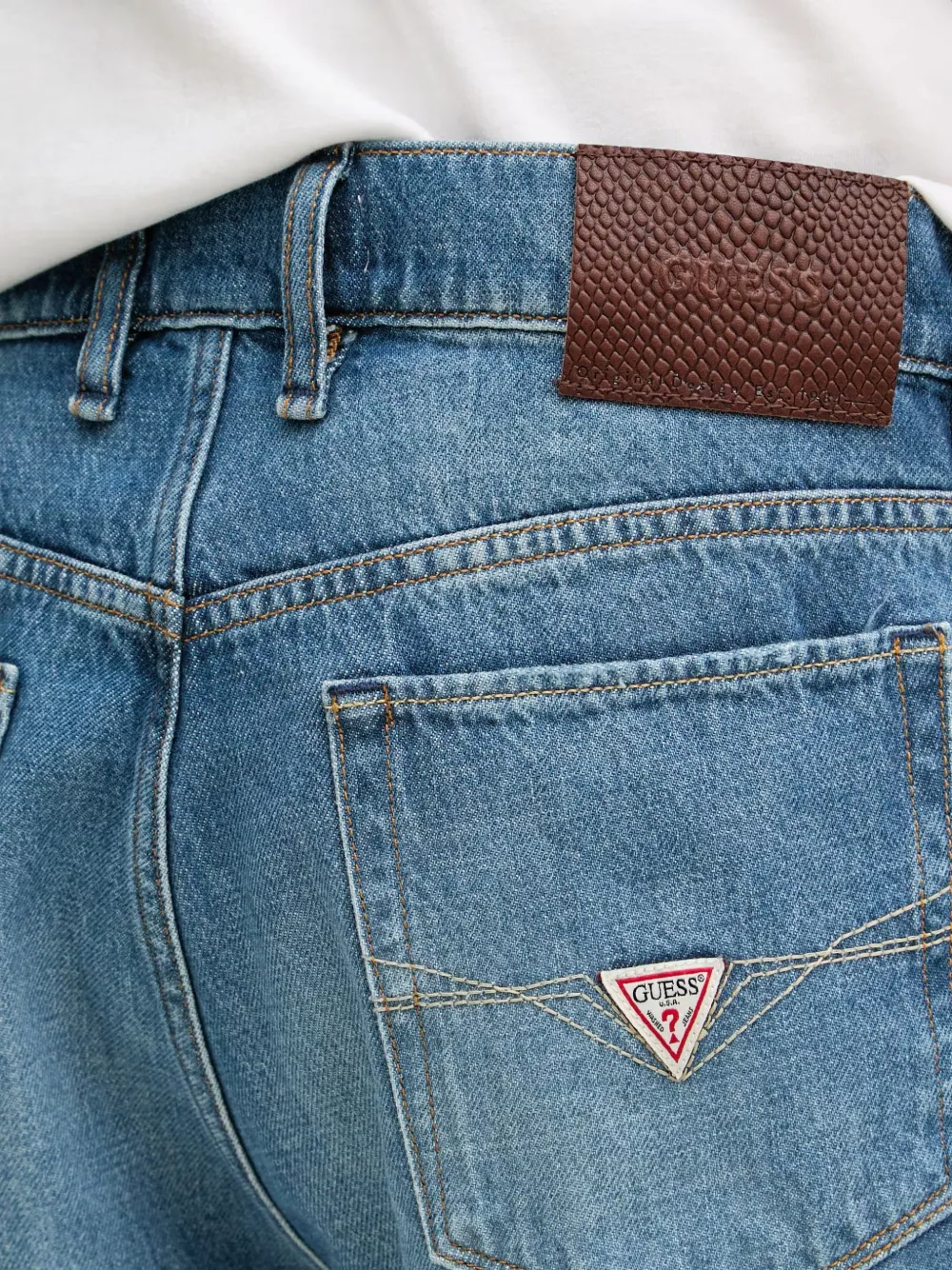 GUESS USA Gerafelde denim shorts Blauw