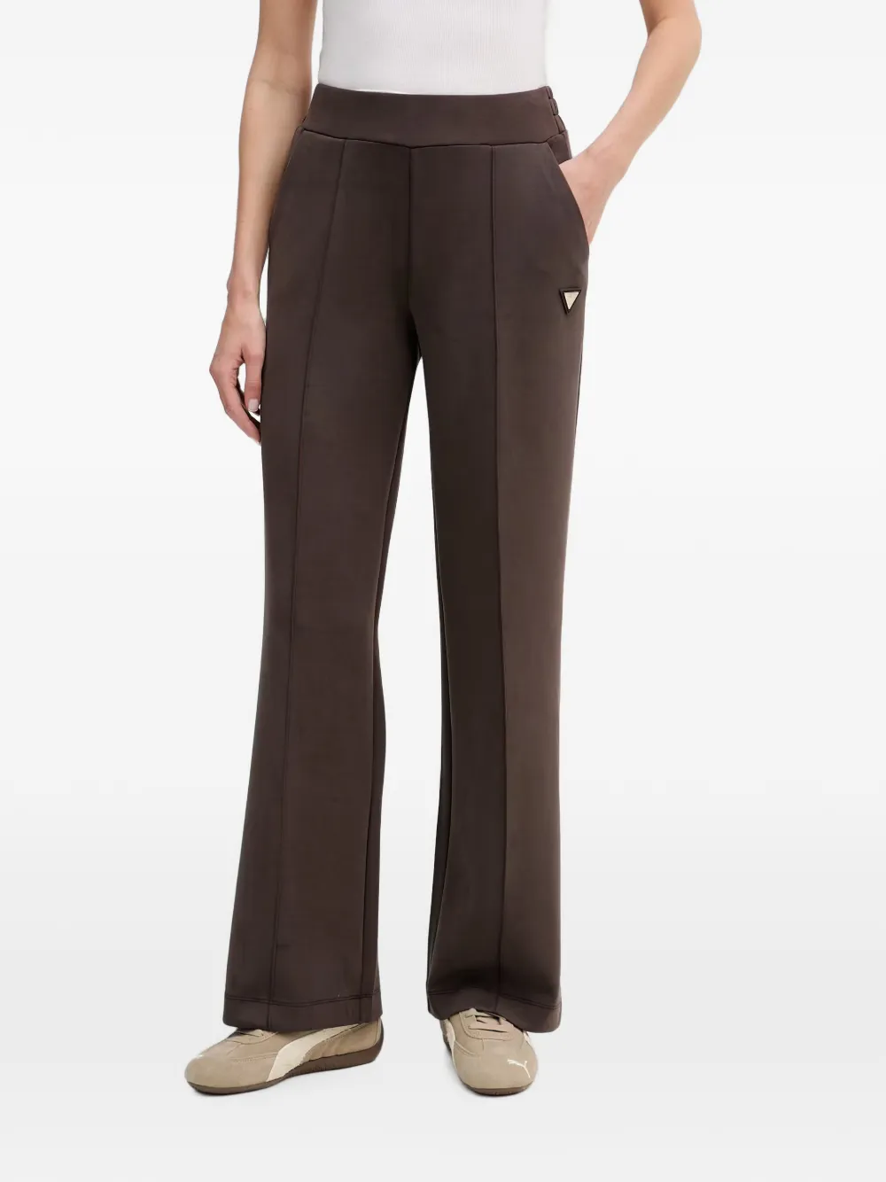 GUESS USA Olympe logo-plaque flared trousers - Braun