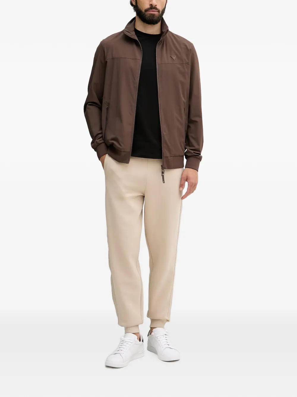 GUESS USA Jack met logopatch Bruin