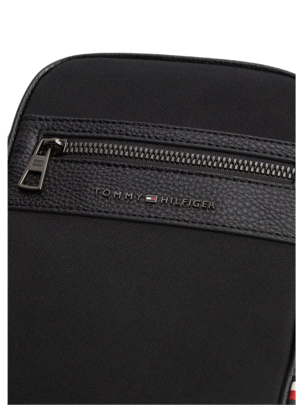 Tommy Hilfiger Schoudertas met rits en logoplakkaat Zwart