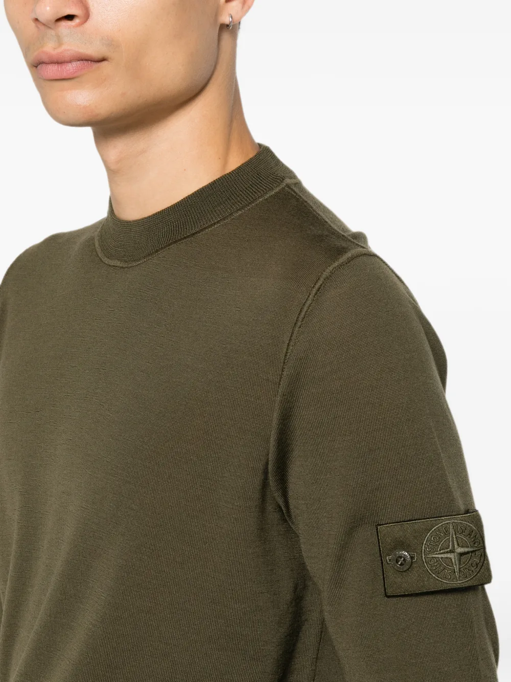 Stone Island 5100074 RWS S.I. pure wollen trui Ghost regular-fit trui met ronde hals en geribbelde afwerking Groen