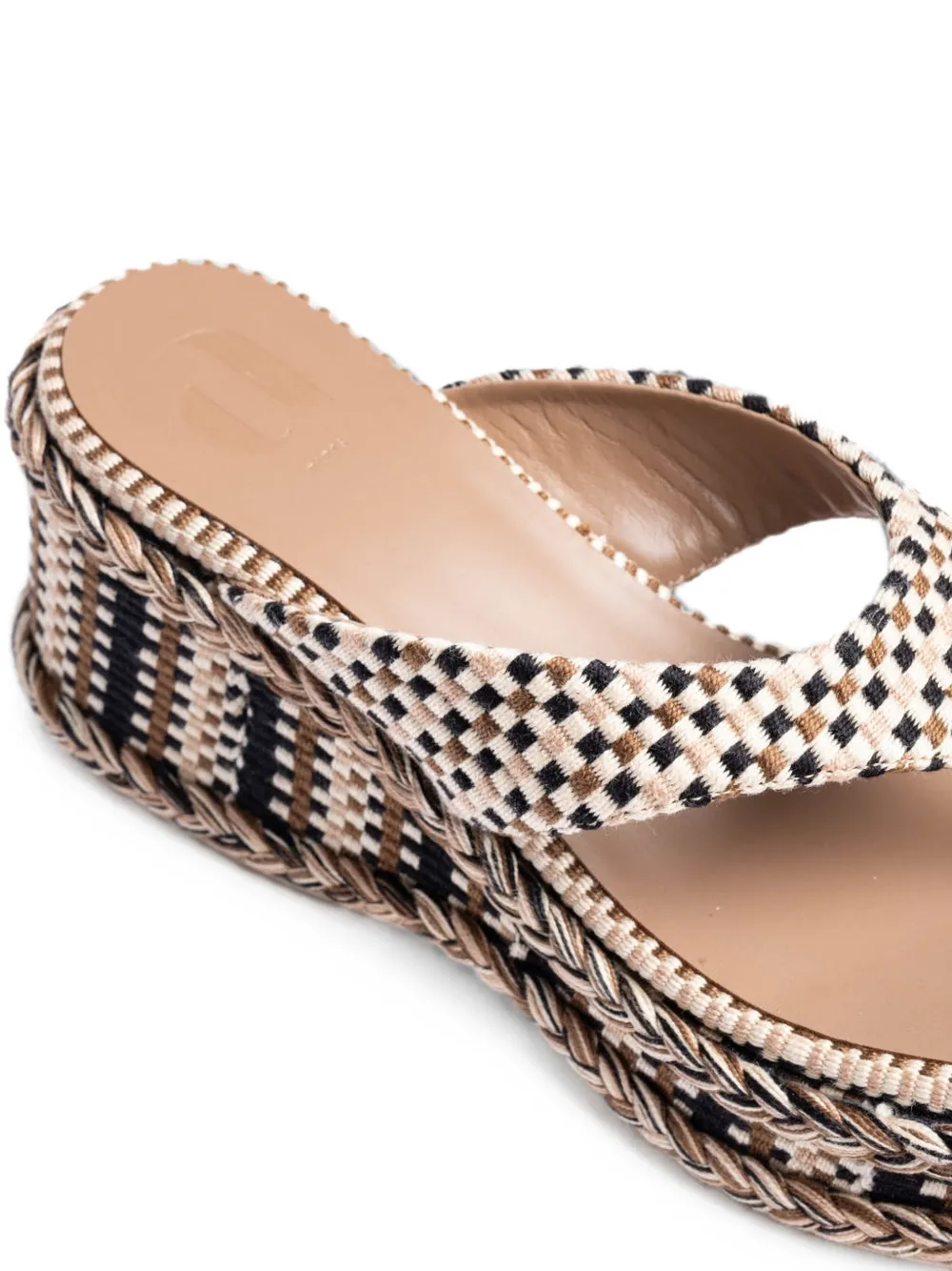 AMAMBAIH Ramona geweven sandalen met plateauzool Beige