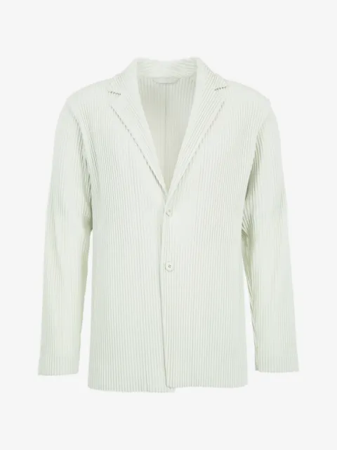 Issey Miyake chamarra con pliegues y botones