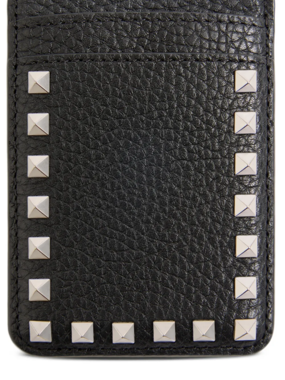 Valentino Garavani Rockstud magnetic cardholder in grainy calfskin Zwart