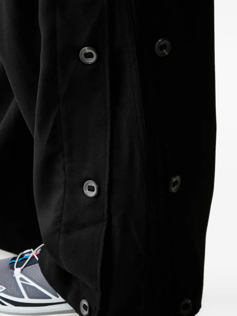 Y-3 Broek met knoopsluiting en ceintuur Zwart