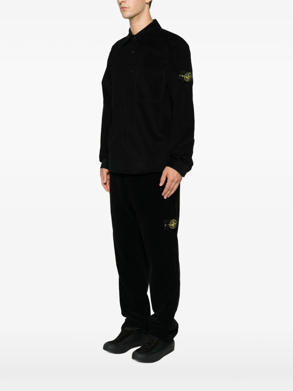 Stone Island Overhemd met ribfluwelen textuur en logo-patch Zwart