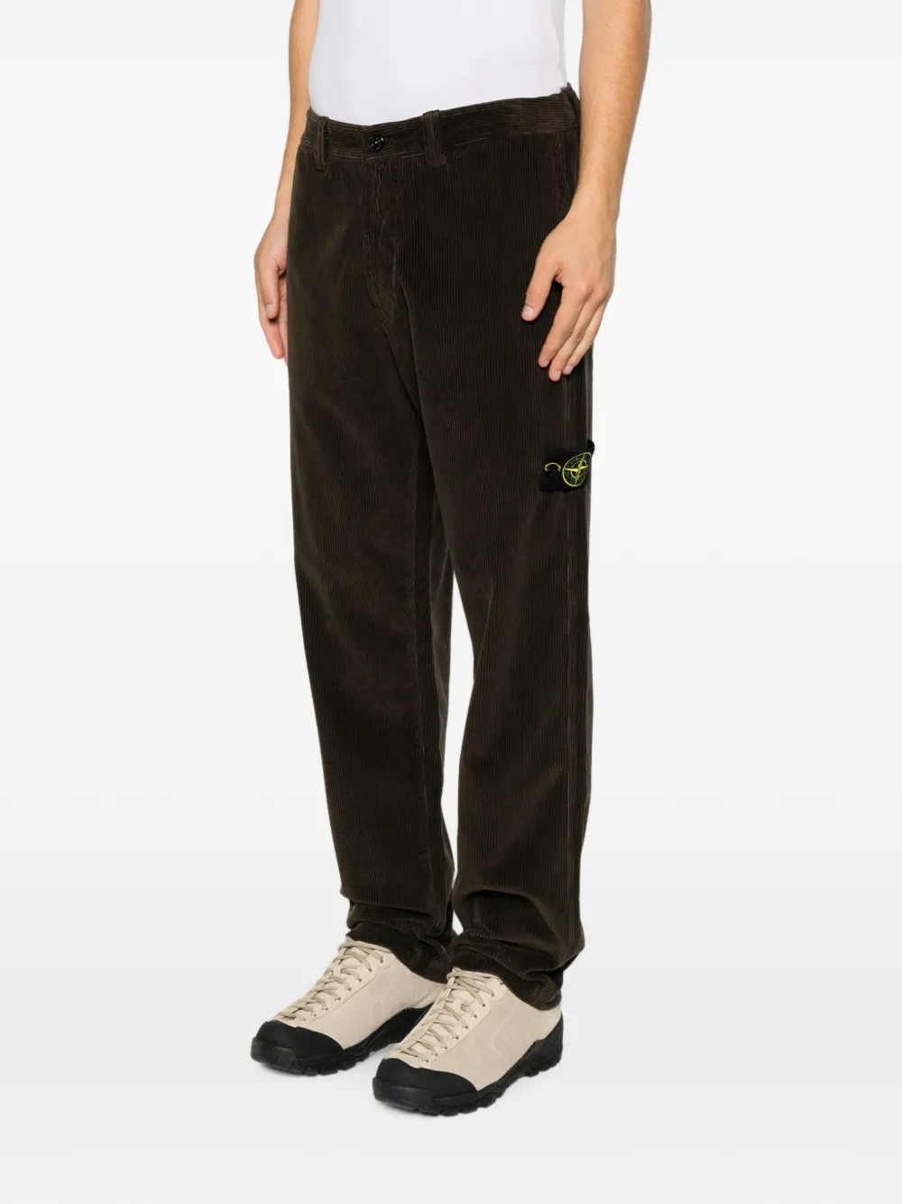 Stone Island 3100010 cargo broek met logo-patch Bruin