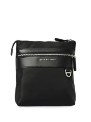 Giorgio Armani logo-debossed zip-fastening Shoulder Bag | Black