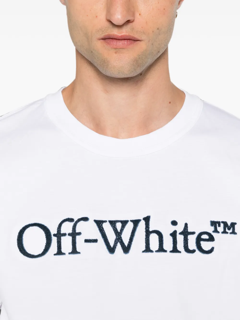 Off-White Katoenen T-shirt met geborduurd logo Wit