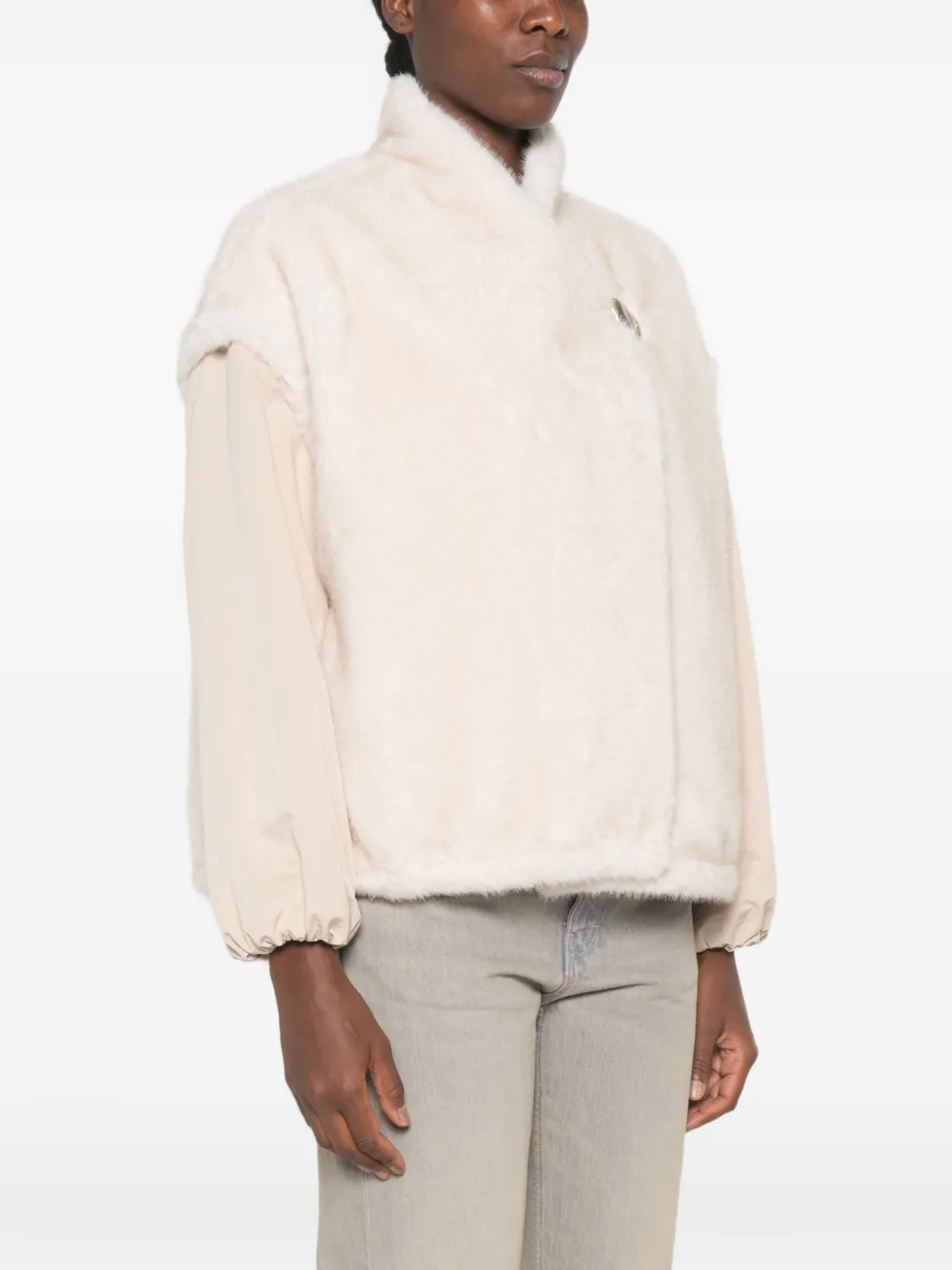 Moncler Jack met logoplakkaat Beige