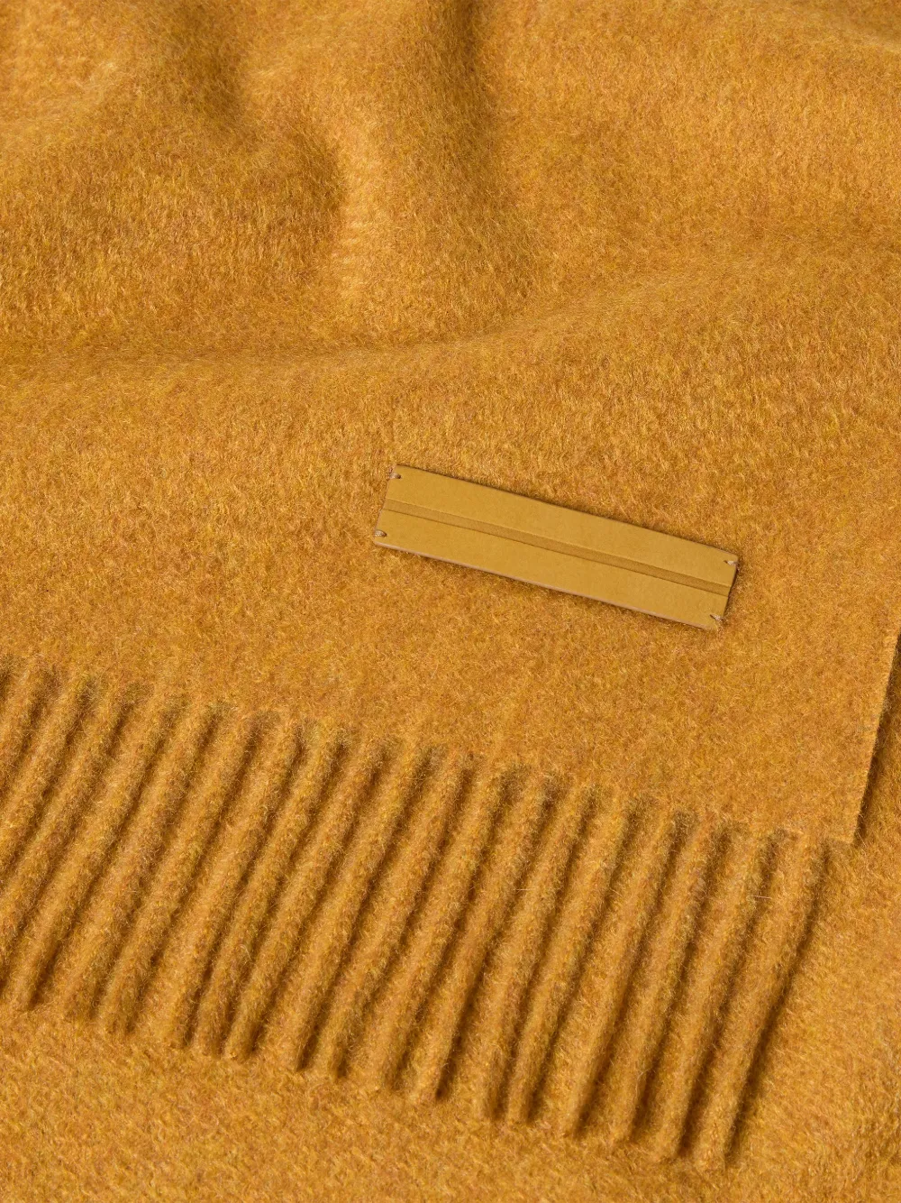 Zegna Oasi cashmere scarf Geel