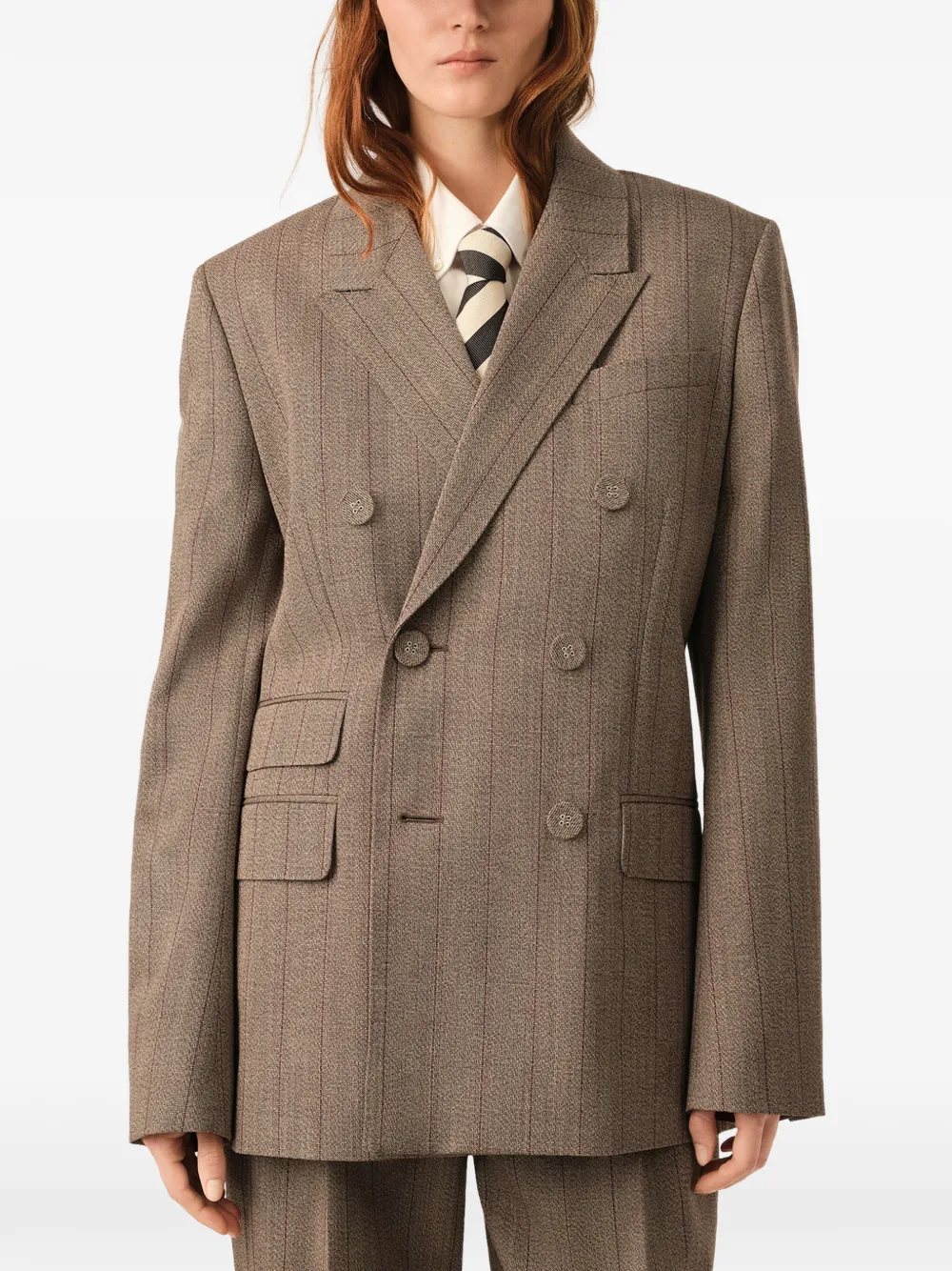 AMI Paris Gestreepte wollen blazer met dubbele rij knopen Bruin