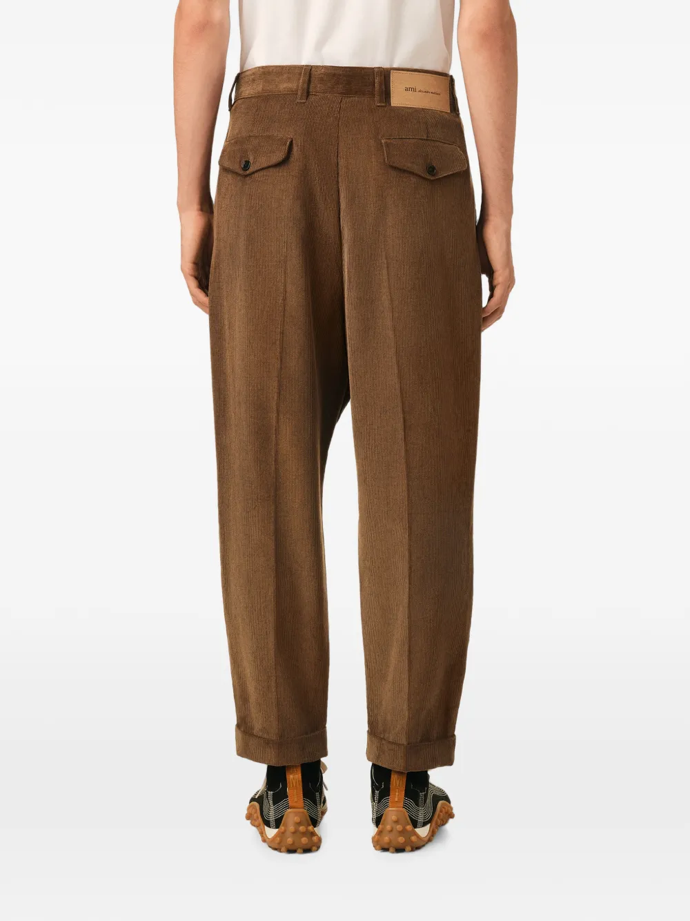 AMI Paris Ribfluwelen broek Bruin