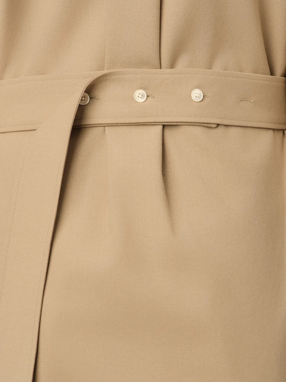 AMI Paris Blouse met ballonmouwen Beige
