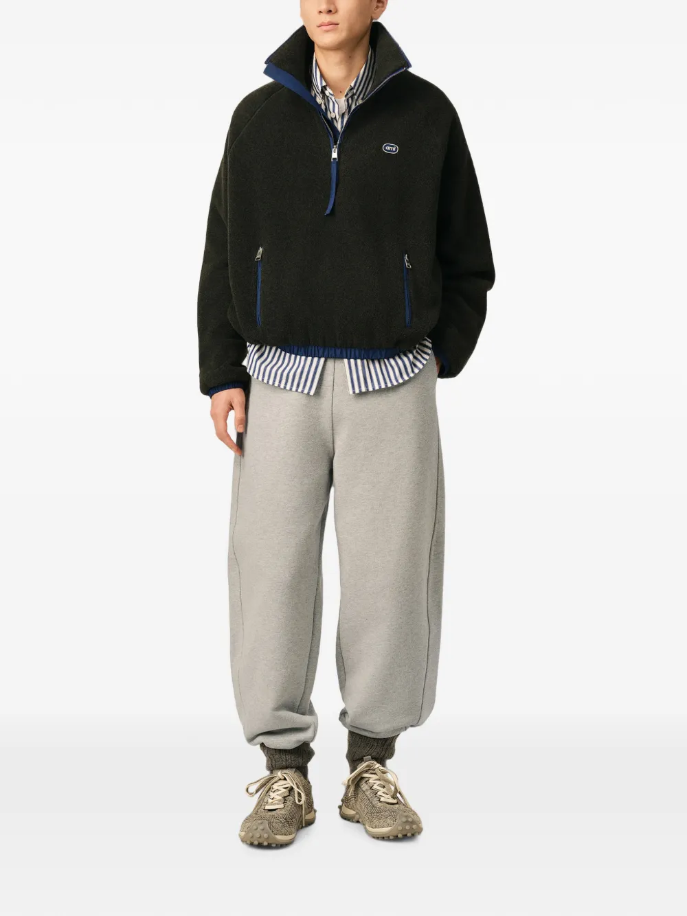 AMI Paris Grijze katoenen trainingsbroek met Heritage -label Grijs
