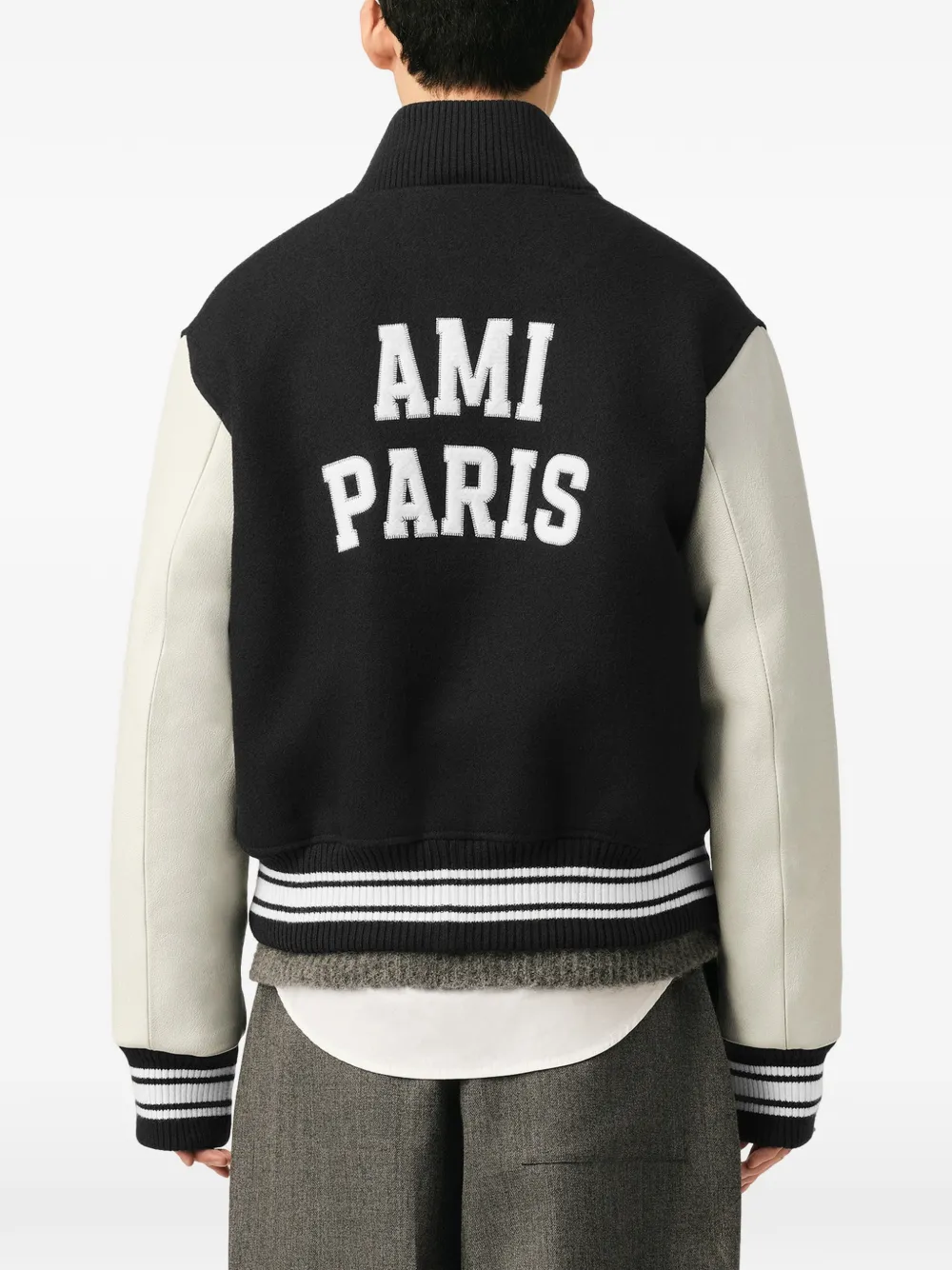 AMI Paris Gewatteerd teddyjack van wol en leer met -borduurwerk Zwart