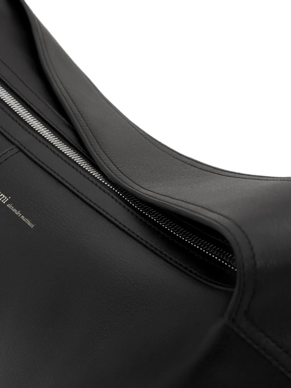 AMI Paris Etienne Taurillon leren crossbodytas Zwart