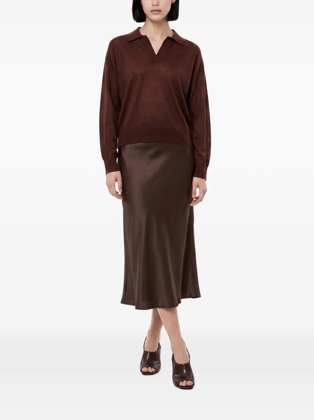 Soeur Trui met V-hals Bruin