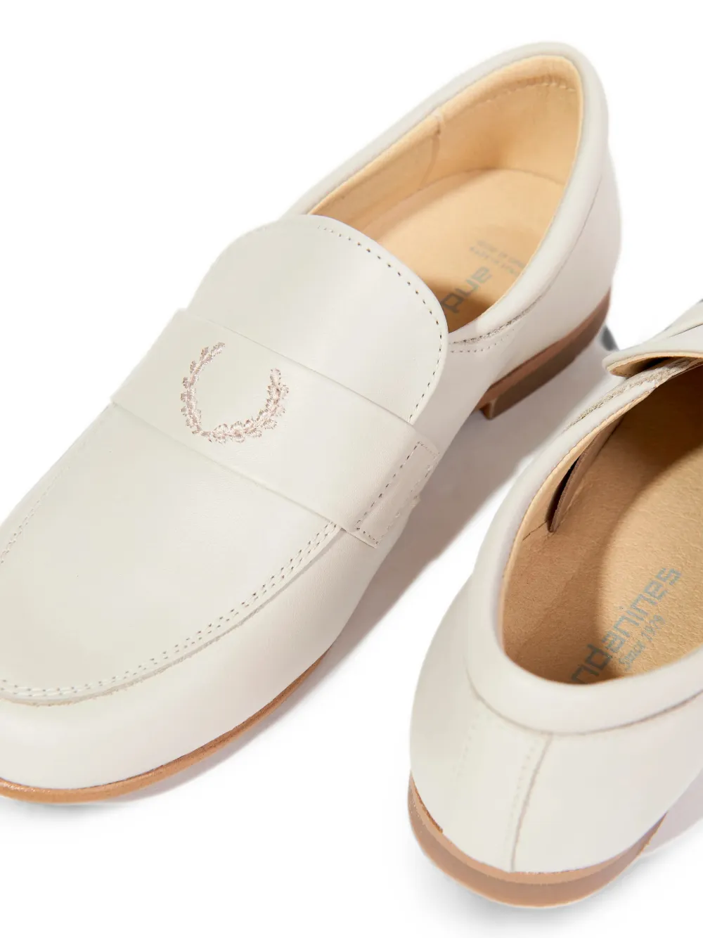 ANDANINES embroidered-logo leather loafers Beige