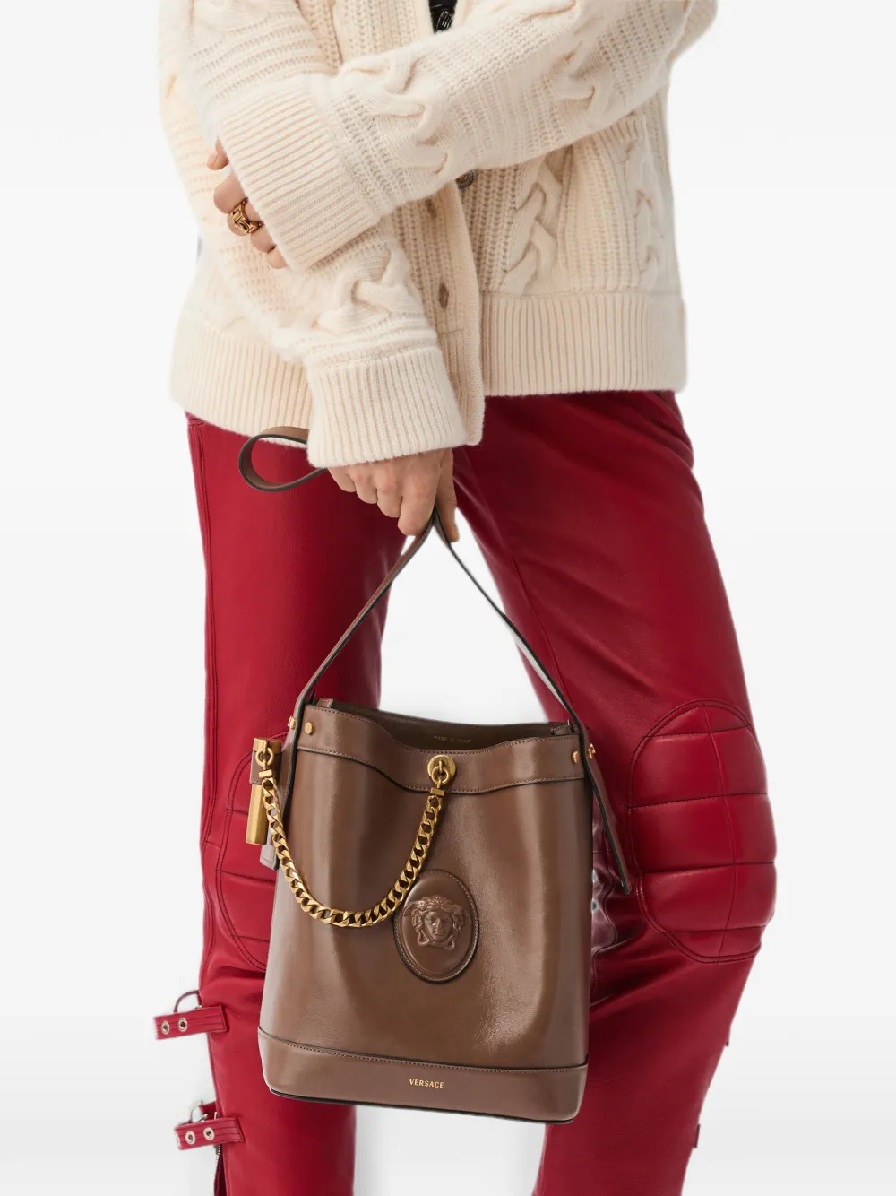 Versace Kleine Pivot leren bucket-tas Bruin