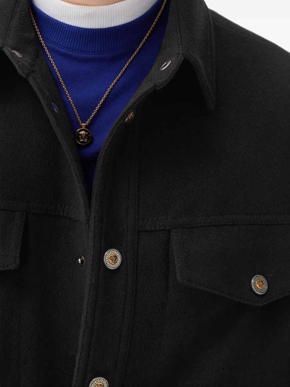 Versace Shirtjack met zak en logoknoop Zwart