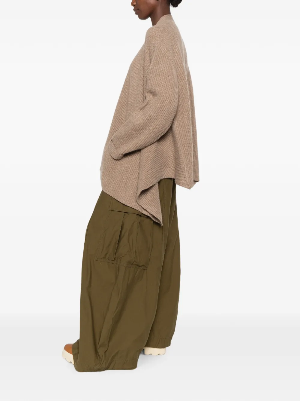 R13 Ribgebreid vest Bruin