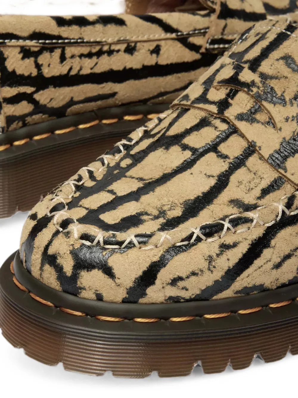 Dr. Martens Delapre penny loafers Beige