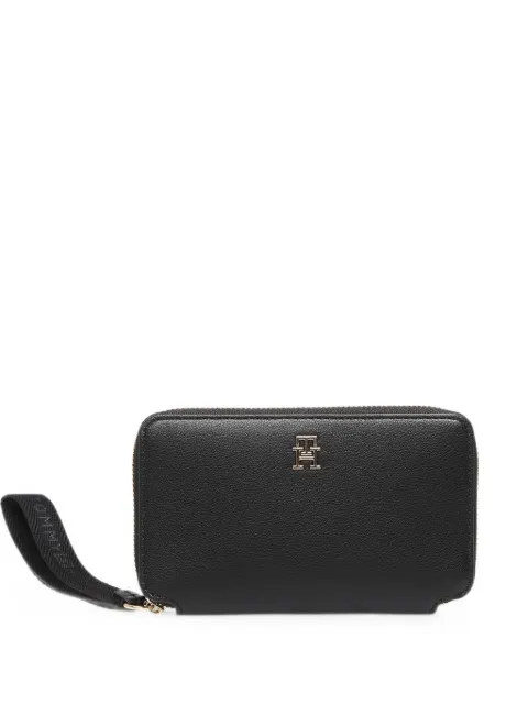 Tommy Hilfiger logo-plaque wristlet compact zip wallet