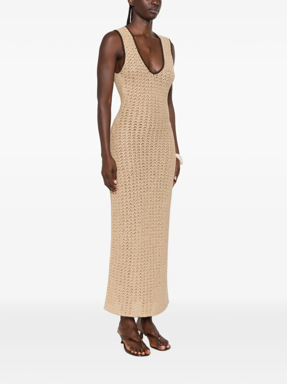SIR. Gehaakte maxi-jurk met open rug Beige
