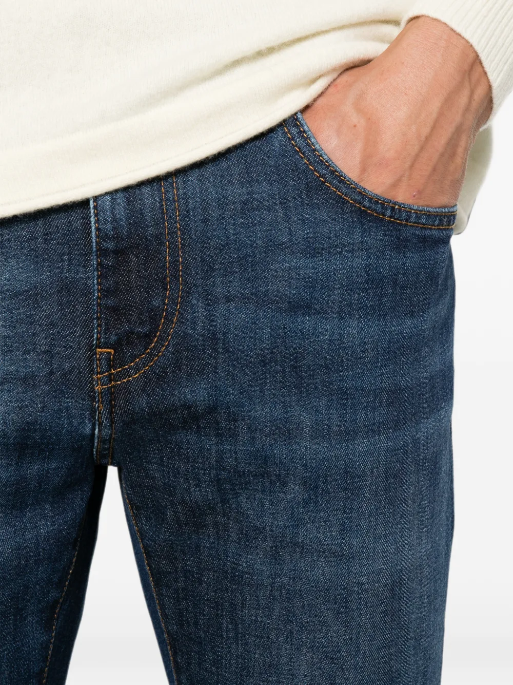 PT Torino Jeans met vervaagd effect en logopatch Blauw