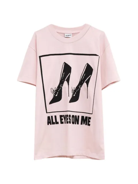 Vaquera playera All Eyes On Me con estampado gráfico