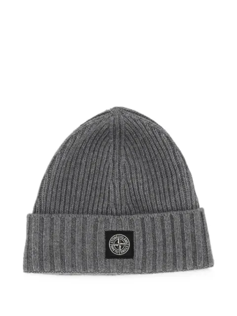 Stone Island Junior logo-patch knitted hat
