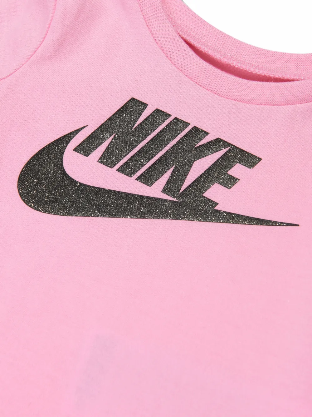 Nike Kids T-shirt met logo Roze