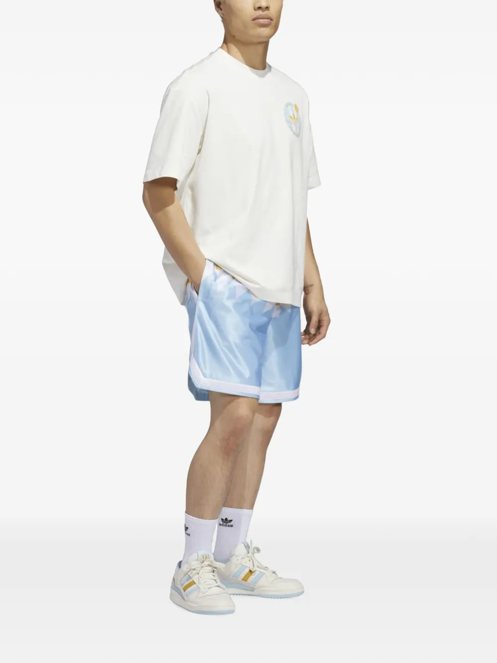 adidas T-shirt met logoprint Wit