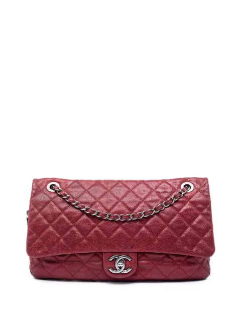 CHANEL Pre-Owned bolso de hombro Easy Flap jumbo acolchado de cuero caviar tornasolado 2012