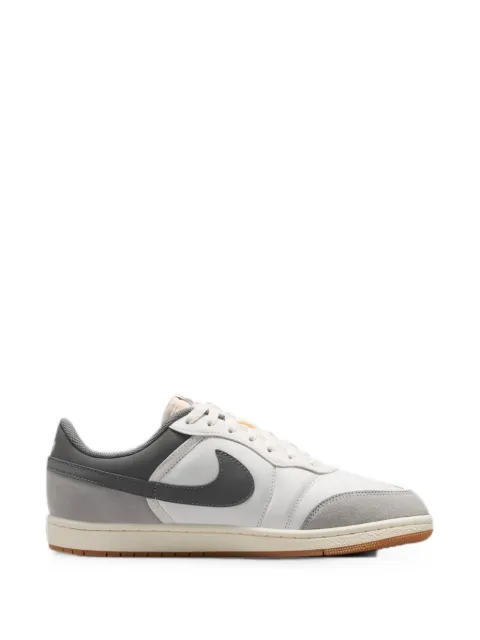 Jordan Skyline Low LE sneakers