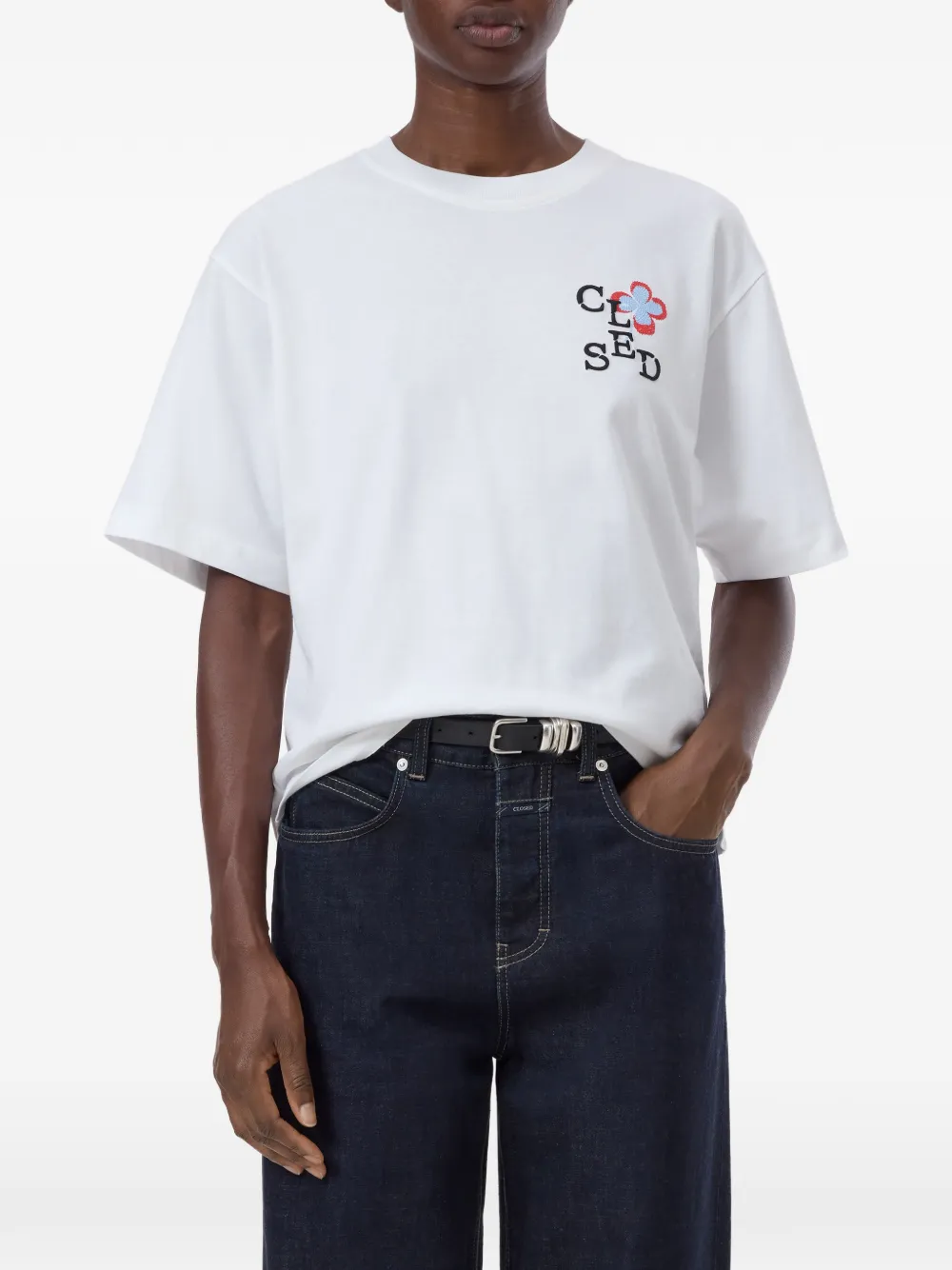 Closed T-shirt met geborduurd logo Wit