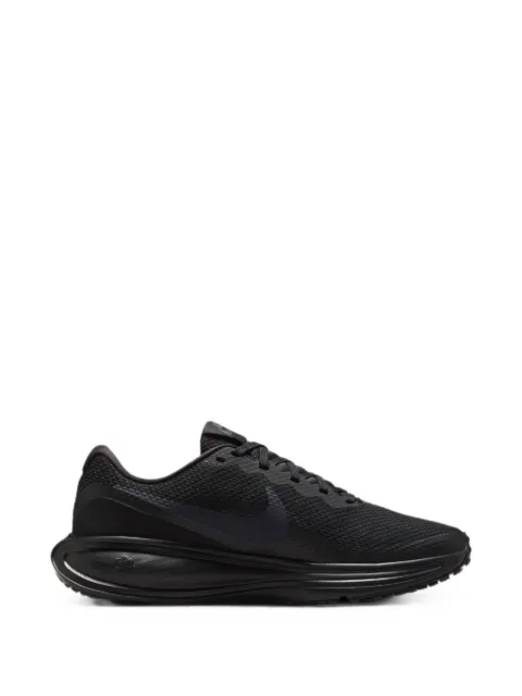 Nike Revolution 8 sneakers