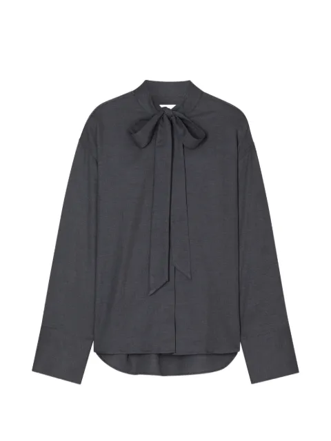 Closed bow-tie shirt
