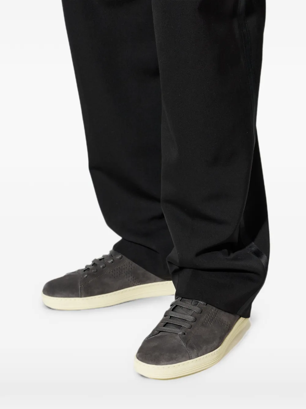 TOM FORD perforated-logo suede sneakers Grijs
