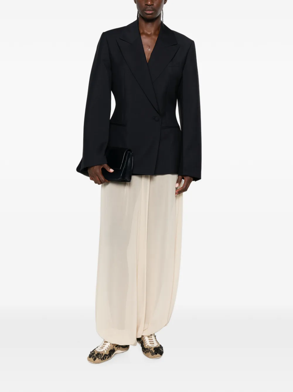 Róhe Peak-lapels Double-breasted Blazer in Black, view 2