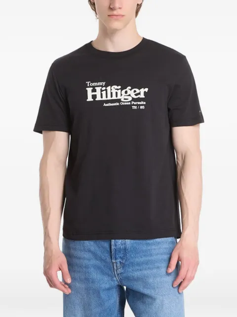 Tommy Hilfiger logo-print T-shirt