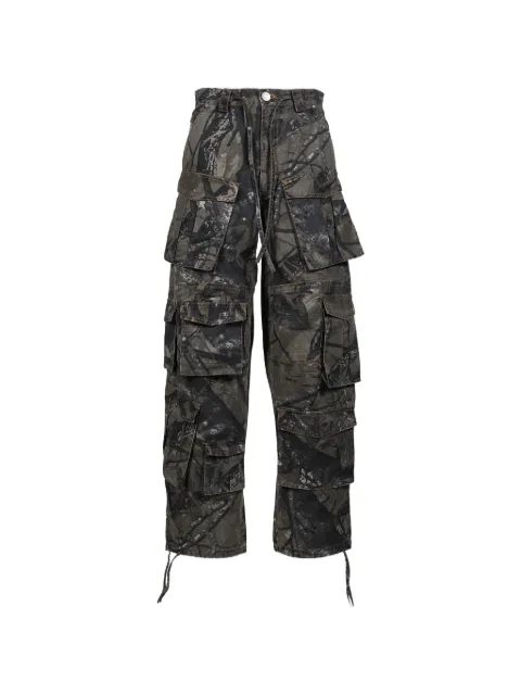MARKGONG camouflage print cargo trousers