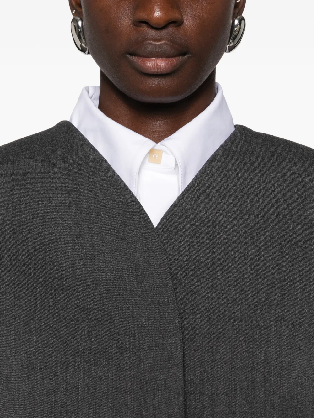 Jacquemus Jack met V-hals en coconmouwen Grijs