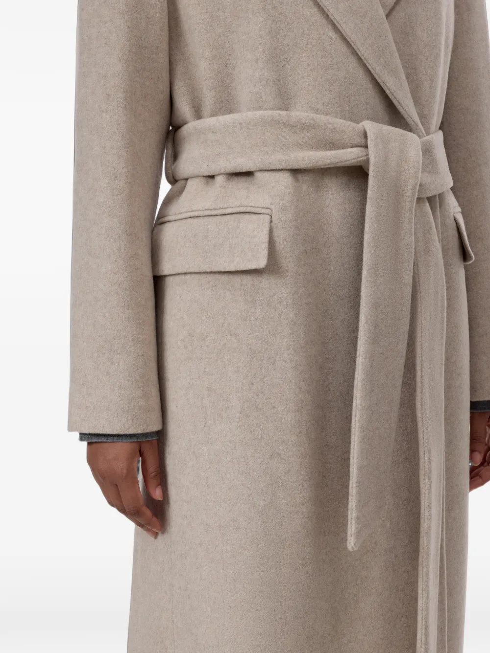 Closed belted notch-lapels coat Beige