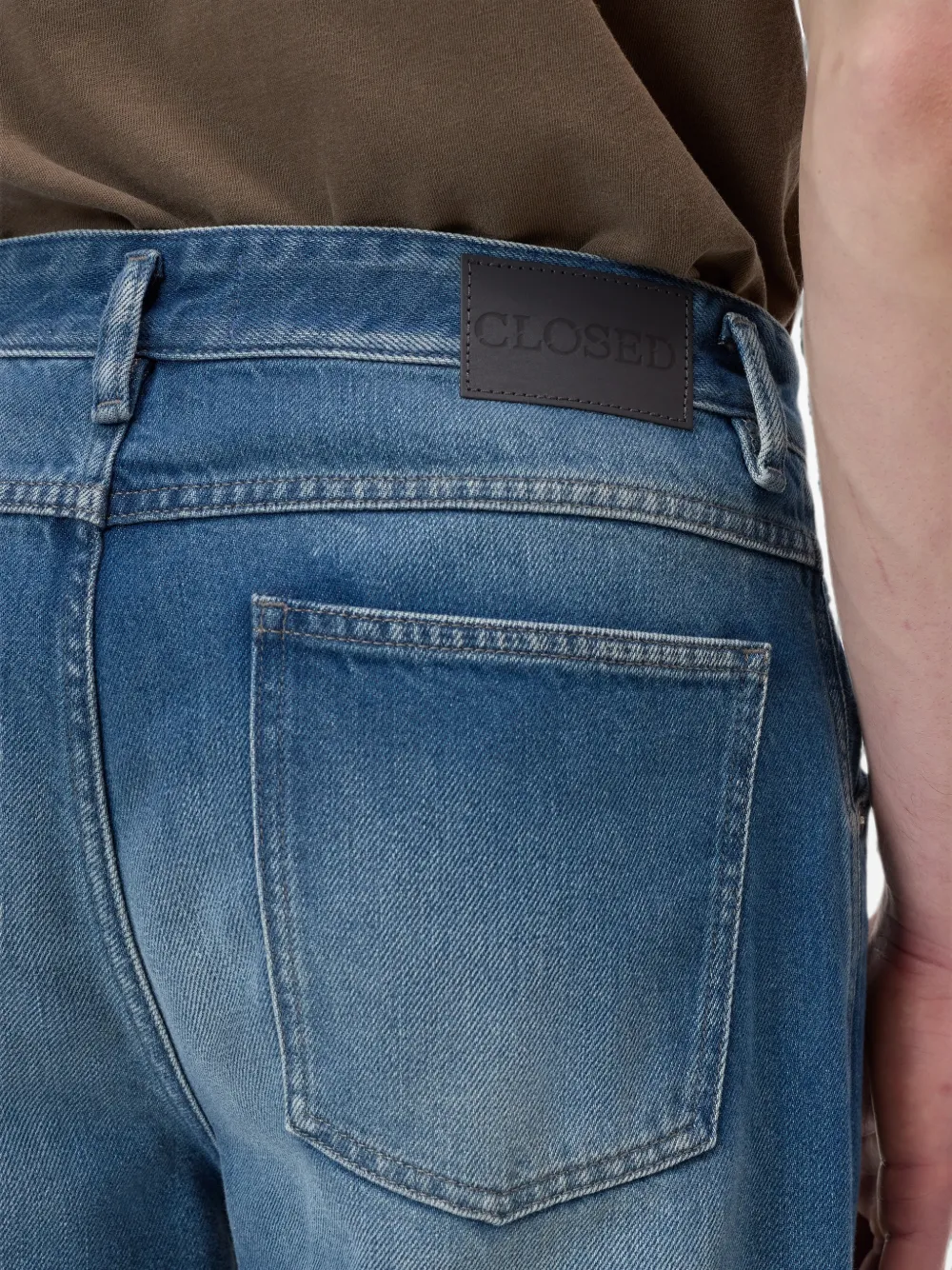 Closed Jeans met toelopende pijpen Blauw