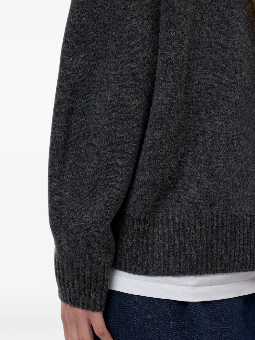 Closed V-neck sweater Grijs