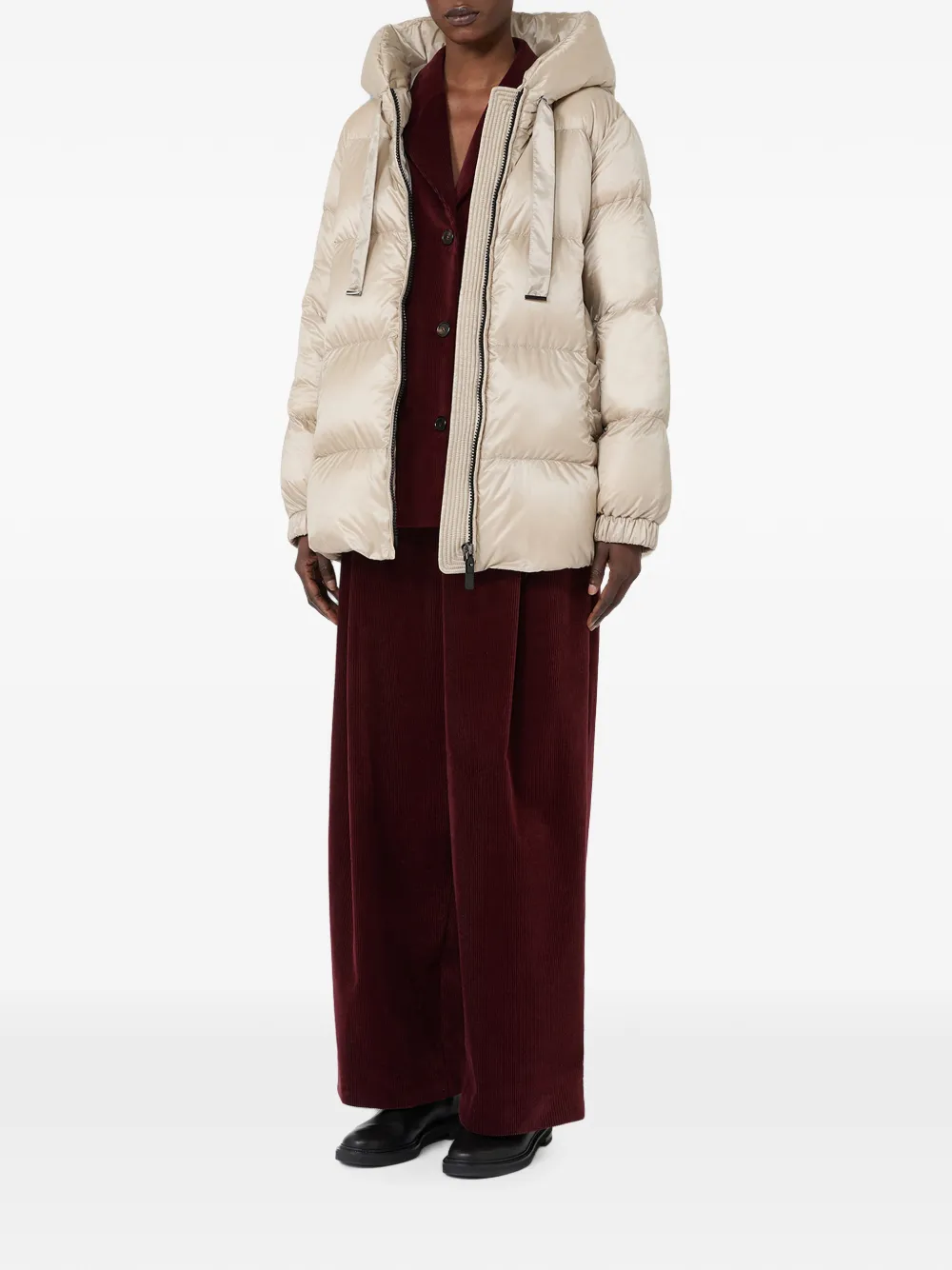 Max Mara Gewatteerd donsjack met capuchon Beige